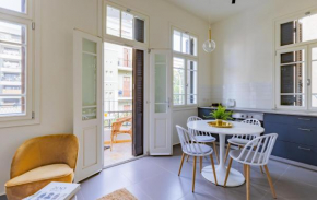 Boutique Patio apartments next to Rothschild blvd